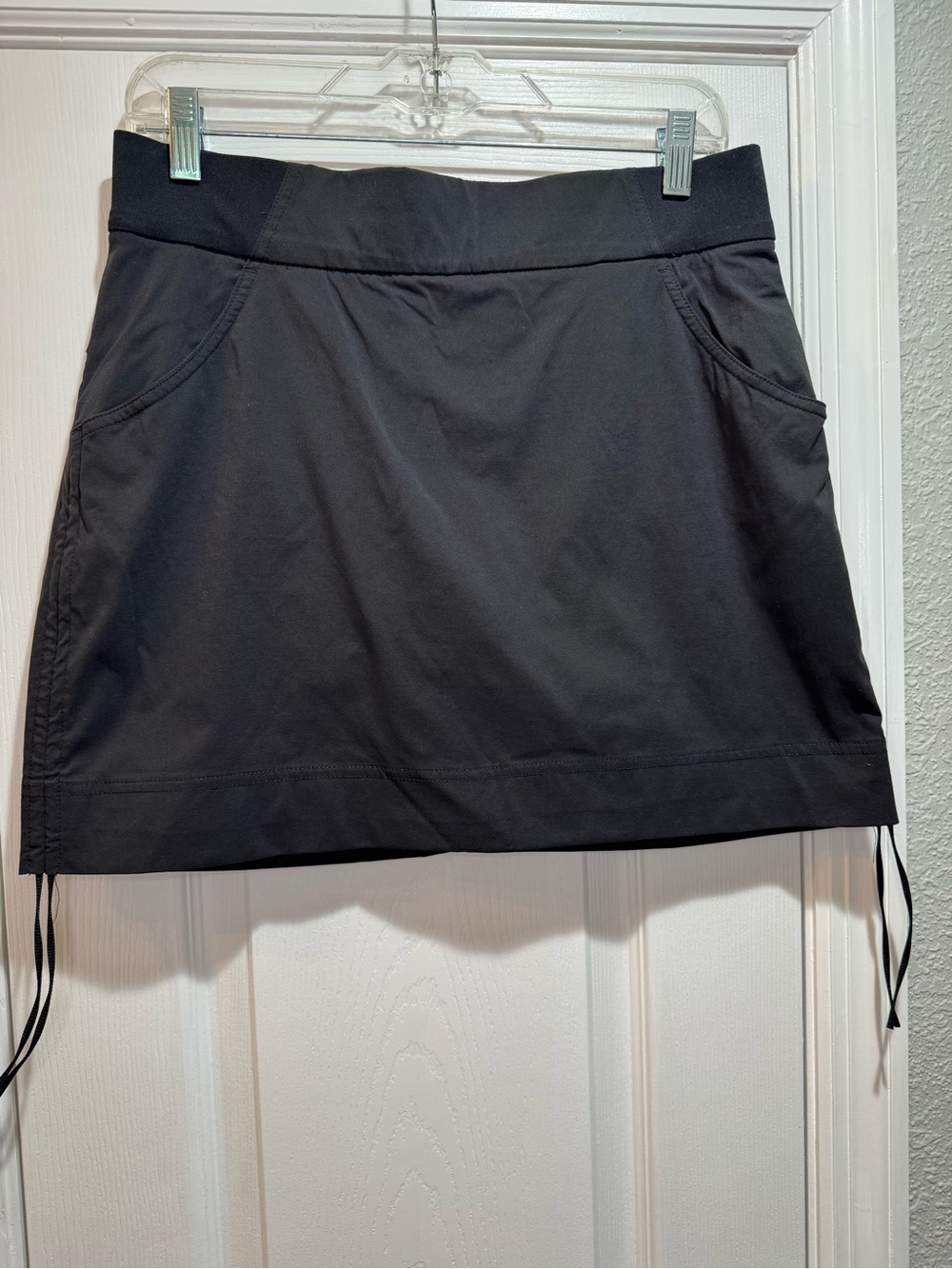 Columbia Omni-Shield Black Skort Size Medium